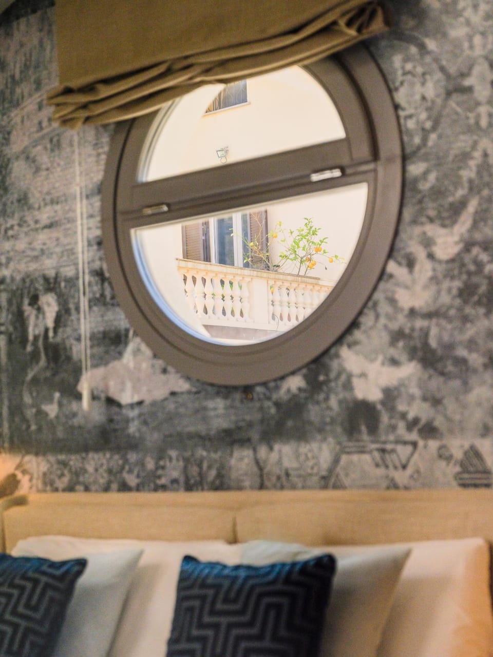 Photo of the whole room, Decorative detail, Bedroom