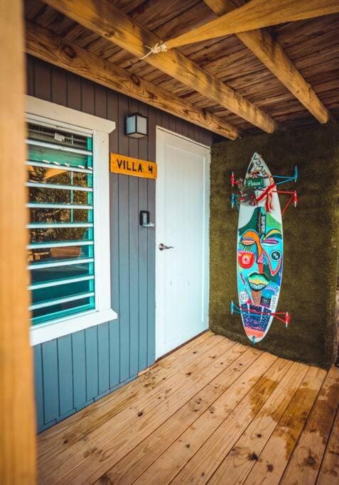 Ocean Front Villa 4 Studio House in Playa Sardinas II
