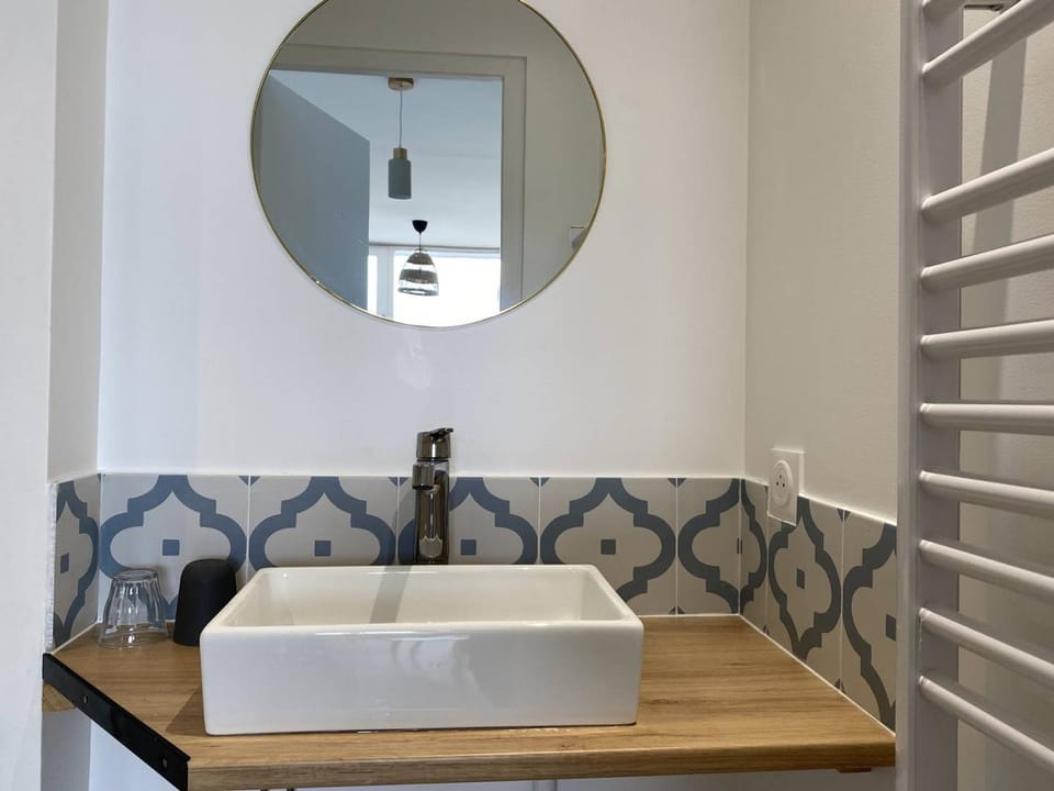 Appartement avec vue sur mer, proche plage, terrasse et parking à Perros-Guirec - FR-1-368-417 House in Perros-Guirec