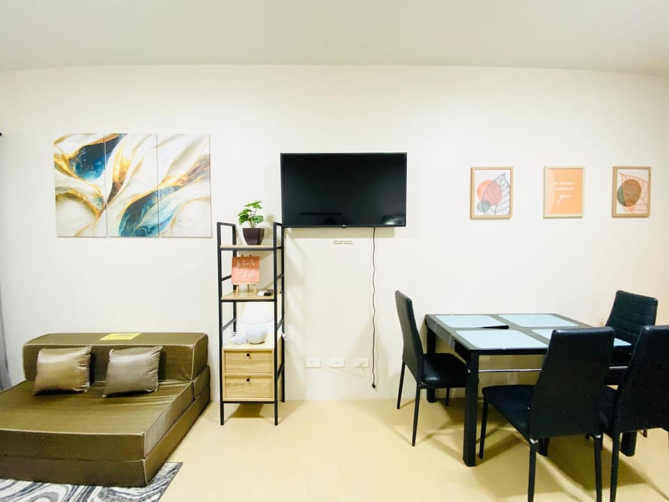 Cebu Avida Tower by P and J Apartment in Lapu-Lapu City