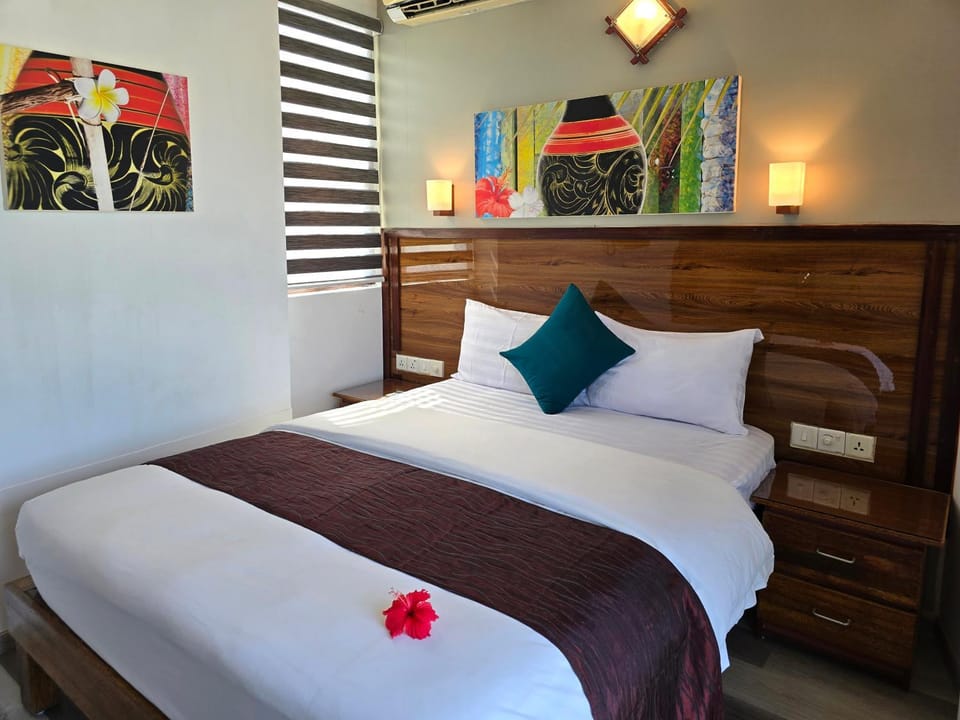 Bed, Decorative detail, Bedroom