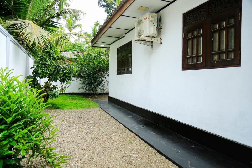 Eton Villa Talpe Villa in Southern Province