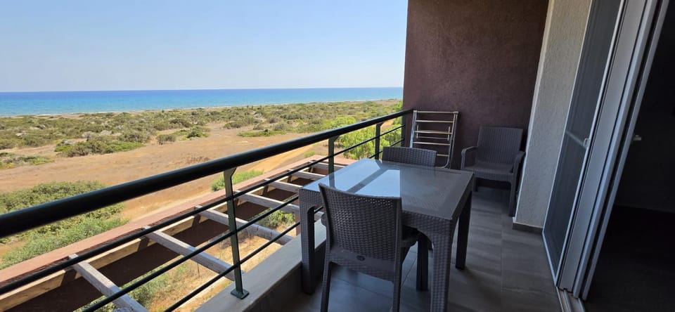 Patio, Day, Natural landscape, View (from property/room), Balcony/Terrace, Sea view