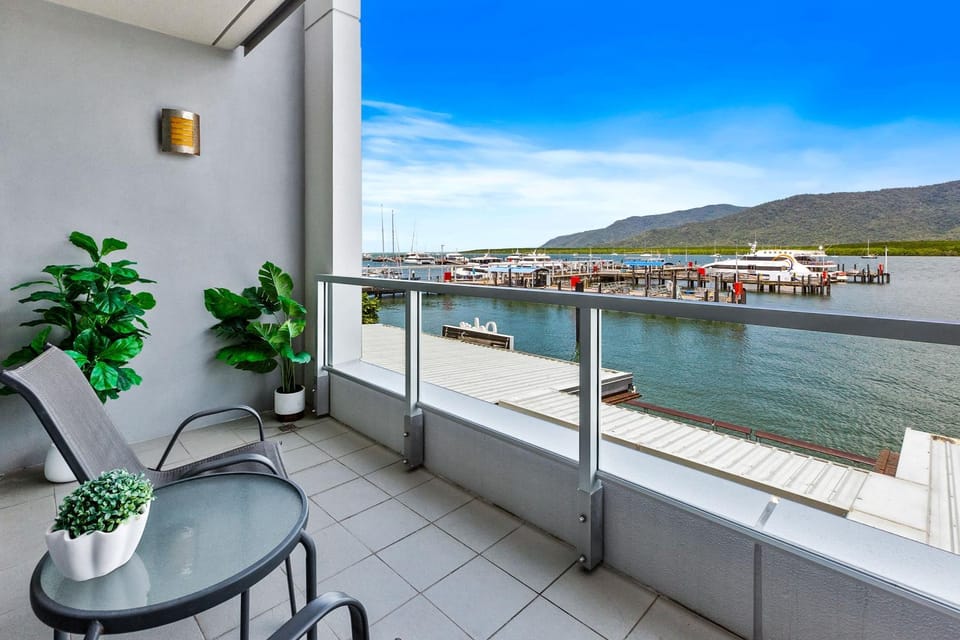Patio, Balcony/Terrace, Seating area, Mountain view, River view, Sea view