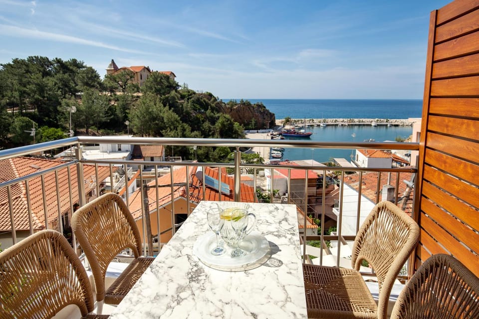 Day, Natural landscape, View (from property/room), Balcony/Terrace, Sea view