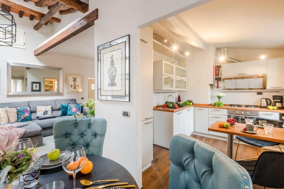 ClockTower Penthouse, 4th floor apartment with Terrace Lucca Apartment in Capannori