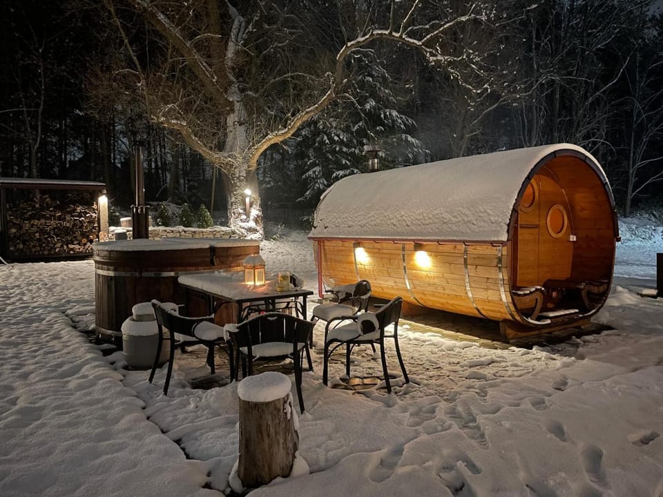 Night, Winter, Sauna