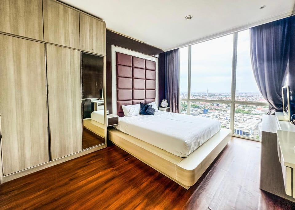 Bed, Photo of the whole room, Bedroom, hair dresser, wardrobe