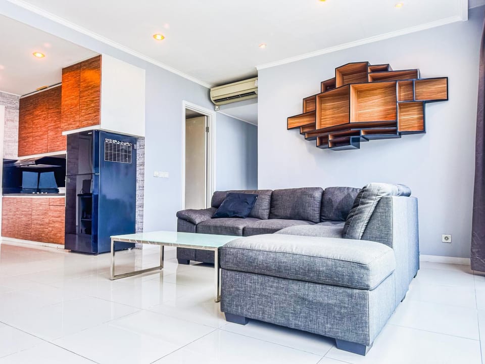 Living room, kitchen