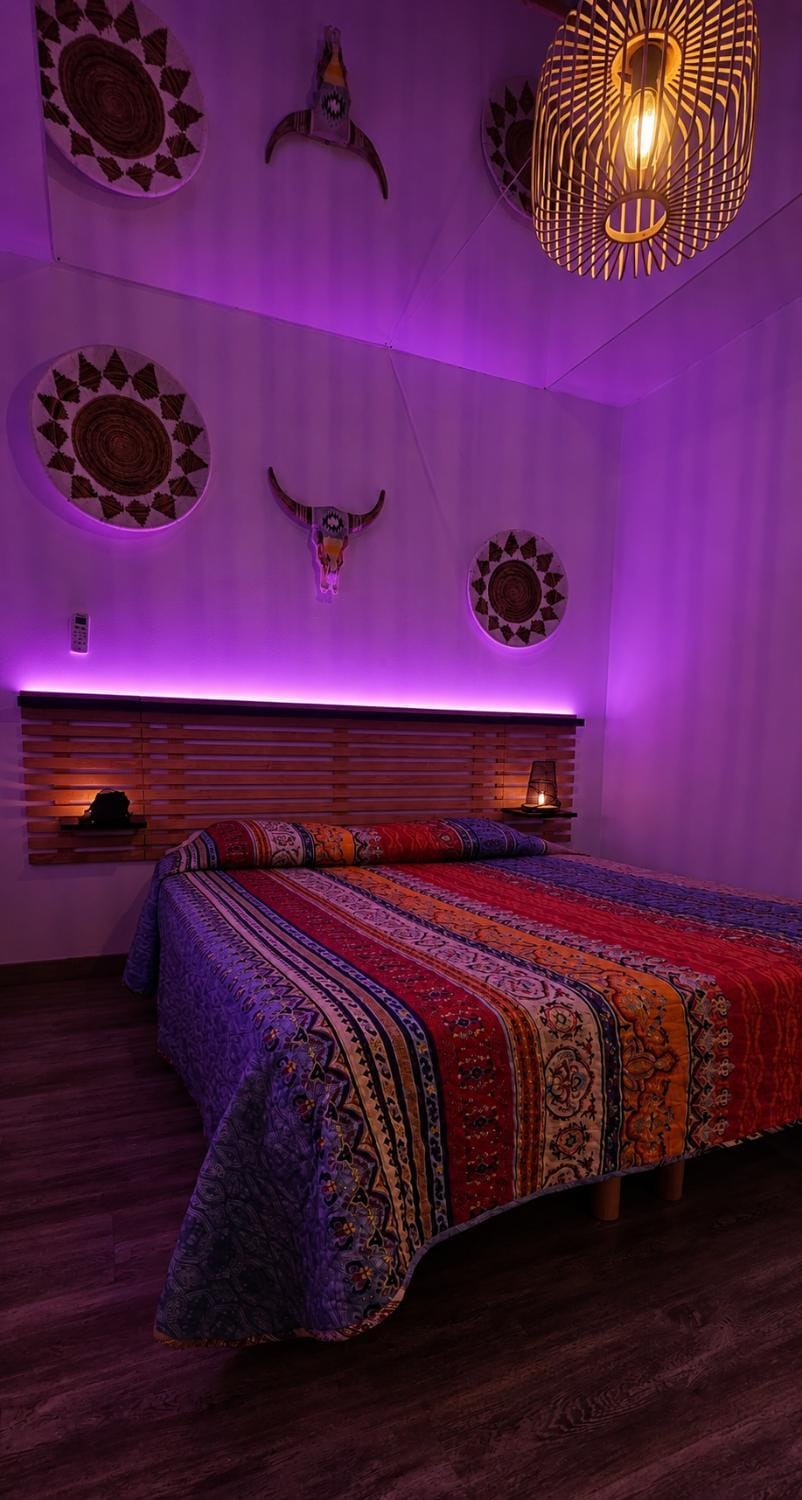 Maison Plus Belle La Nuit avec jacuzzi et jardin privé clim Apartment in Marseille