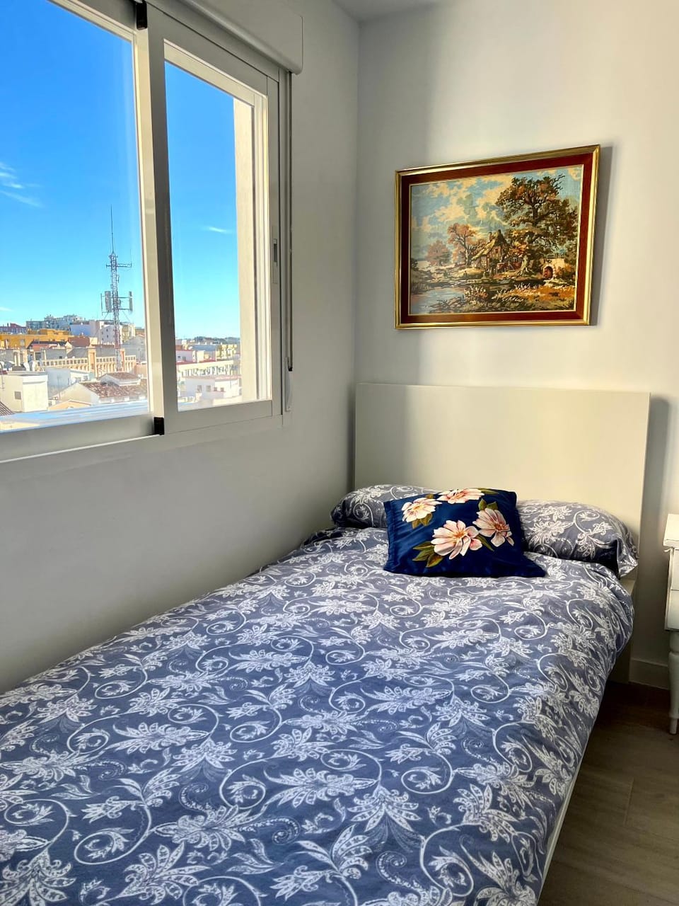 Bed, Bedroom, air conditioner