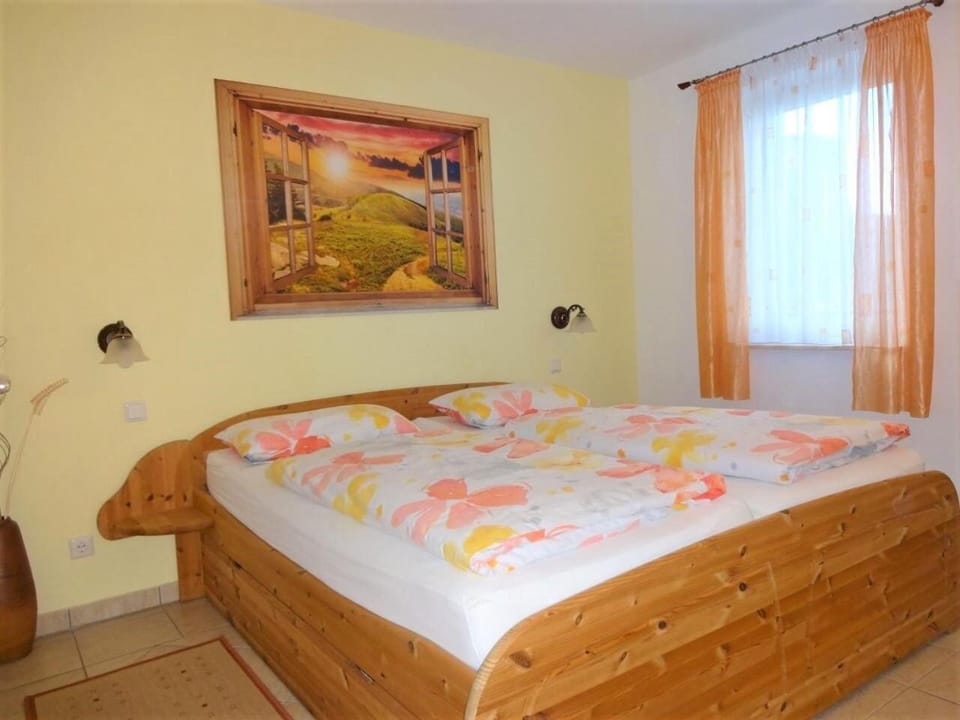 Living room, Bedroom