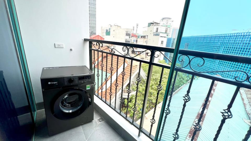 Property building, Day, Natural landscape, View (from property/room), Balcony/Terrace