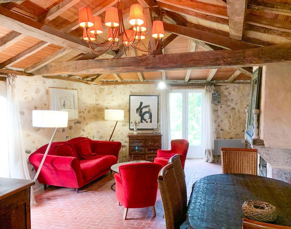 Le Clos des Écorcins - Terrasse - Parking privé House in Nouvelle-Aquitaine