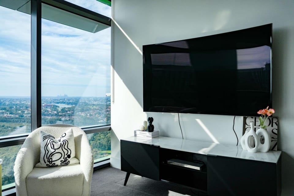 Communal lounge/ TV room, Living room