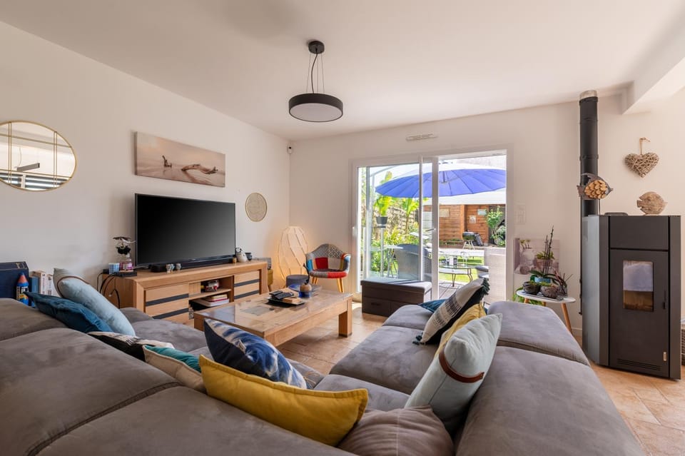 Property building, Living room