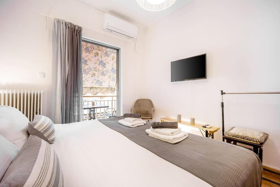 Top Acropolis Sightseeing 1st FLR Elegant Flat by LODGESPOT Apartment in Athens