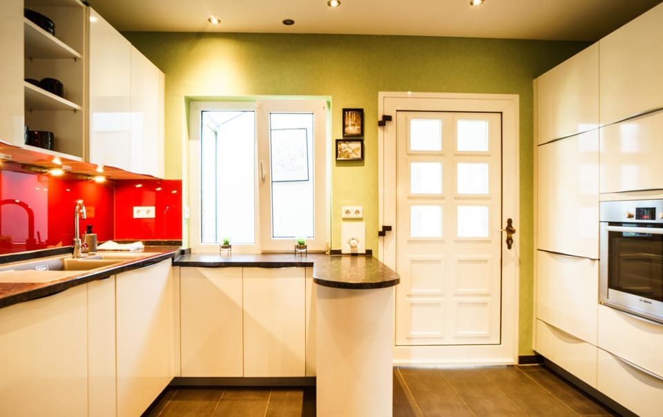 Kitchen or kitchenette, kitchen