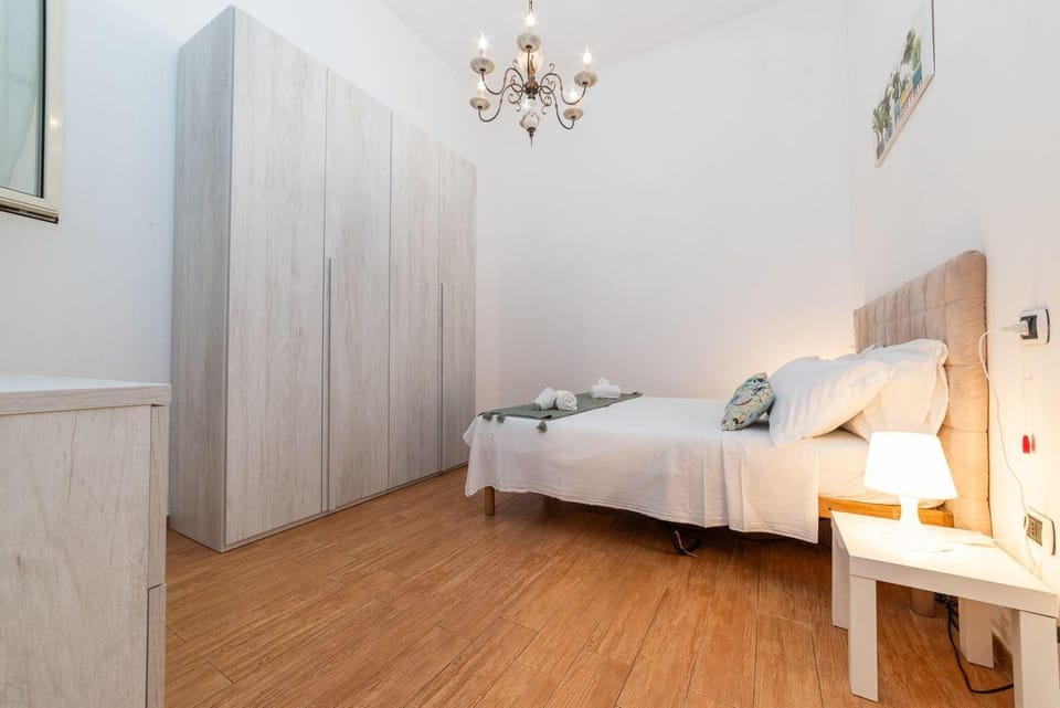 Casa-Puccini-Altstadt-5-Minuten-|-8-km-Meer House in Province of Taranto