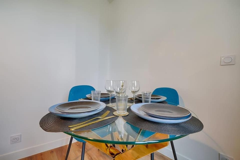 Welcome to Blue Dream House Apartment in Île-de-France