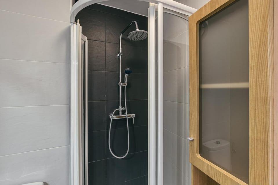 Bathroom, Living room