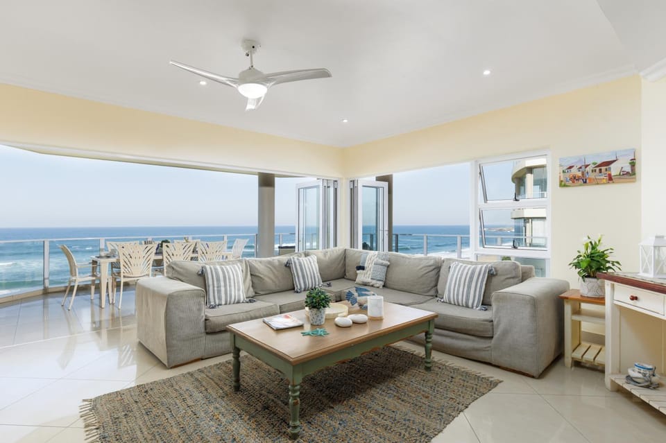 View (from property/room), Living room, Seating area, Sea view