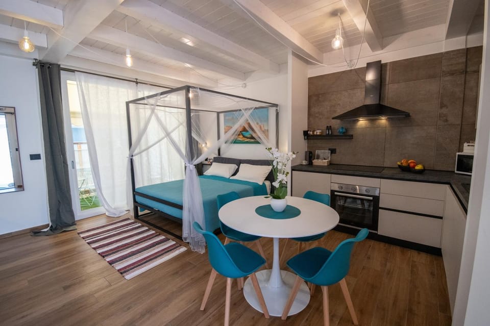 Living room, kitchen
