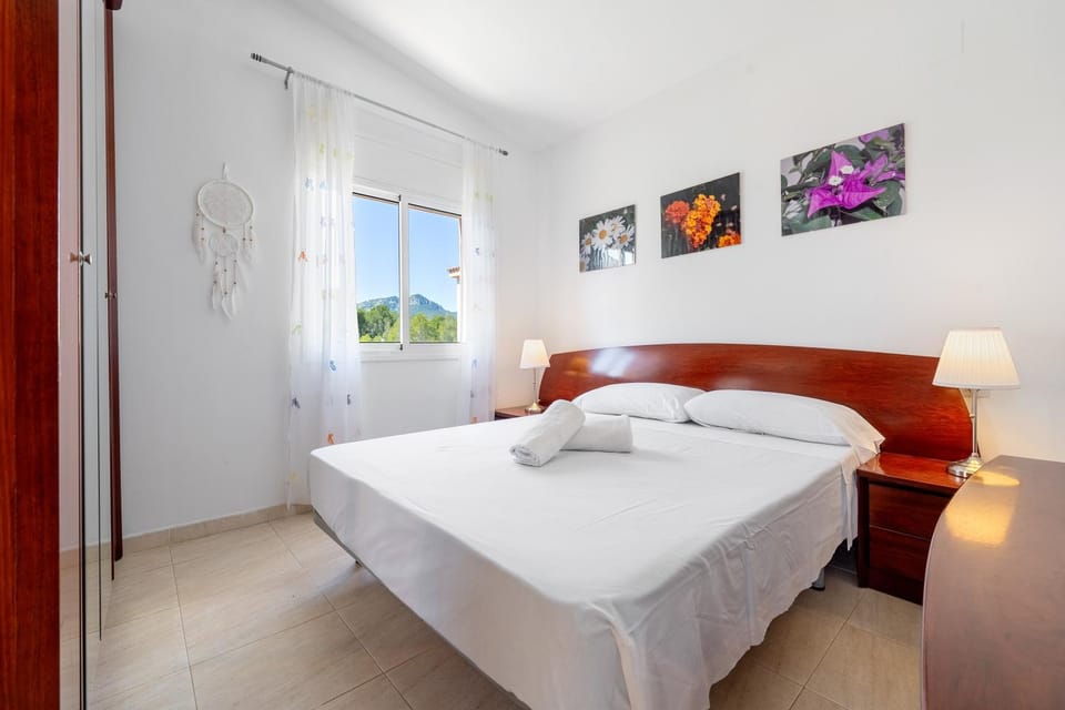 Living room, Bedroom
