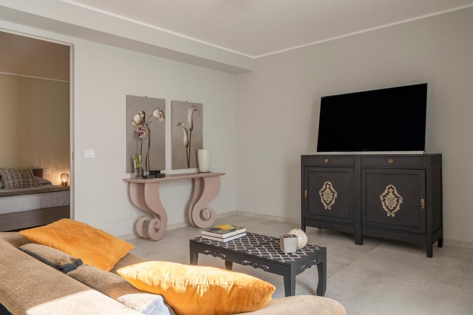 TV and multimedia, Living room