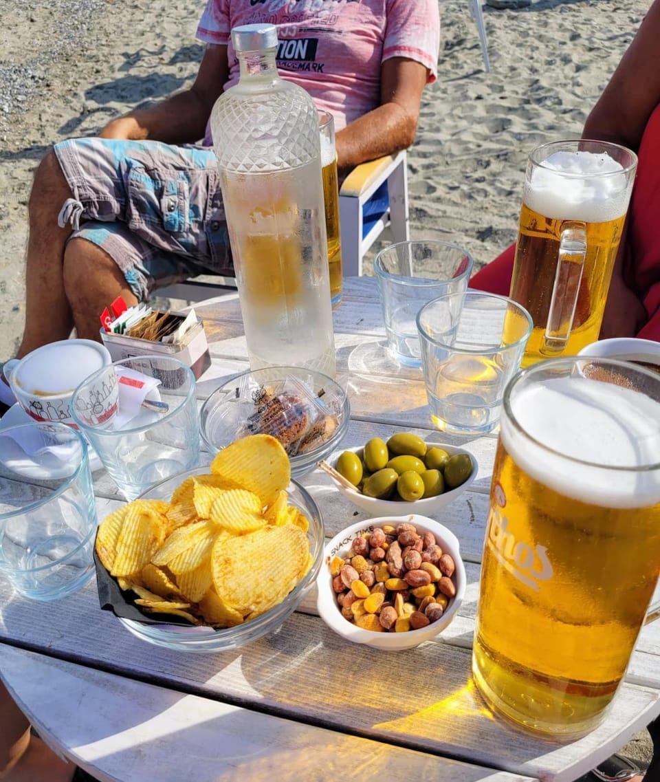 Day, Food and drinks
