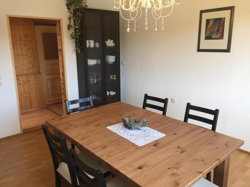 Dining area, Breakfast