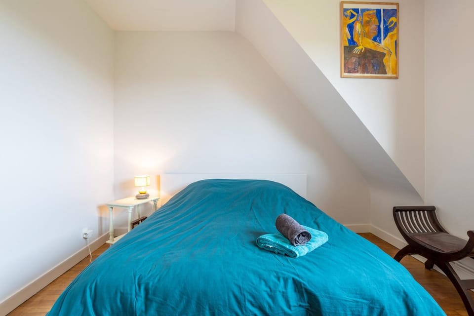 Living room, Bedroom