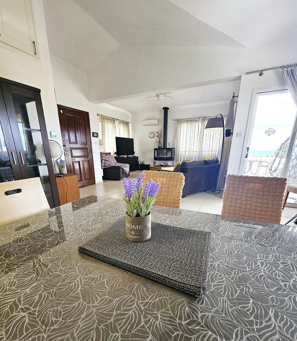 Villa Olivia Villa in Peyia