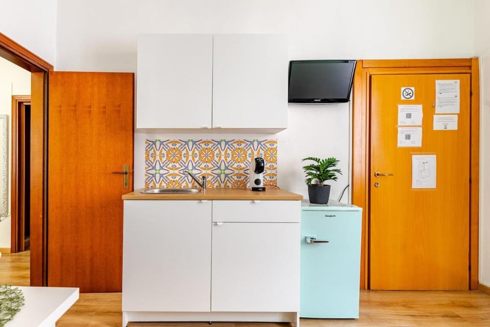 TV and multimedia, Coffee/tea facilities, Kitchen or kitchenette, minibar, stove