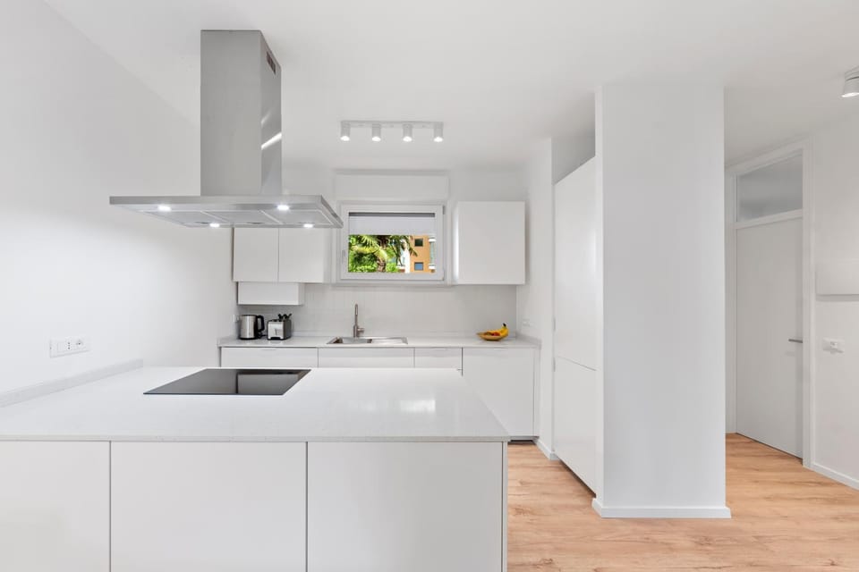 Kitchen or kitchenette, dishwasher, pet friendly, stove