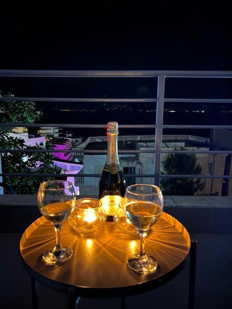 Night, View (from property/room), Balcony/Terrace, Alcoholic drinks