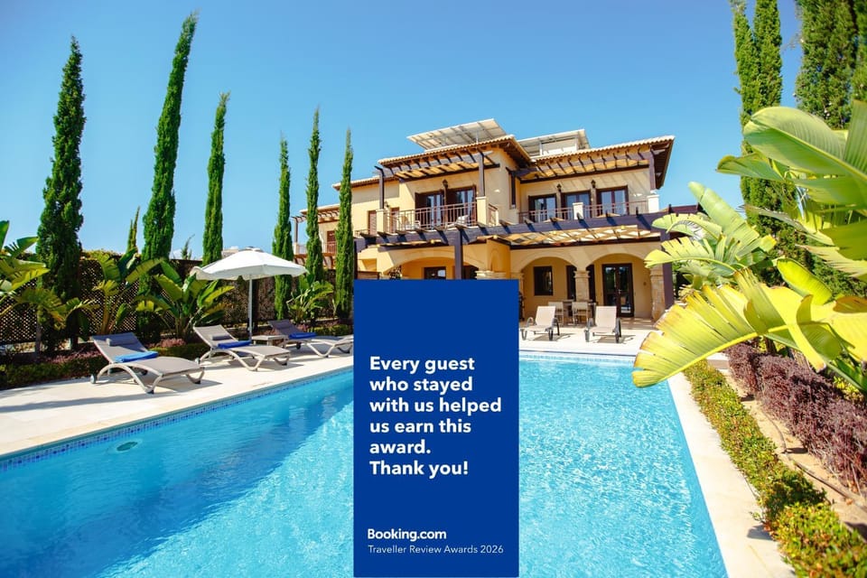Luxury Central Villa AJ04 with Private Heated Pool & Jacuzzi, Services Inc, Aphrodite Hills Resort Villa in Kouklia