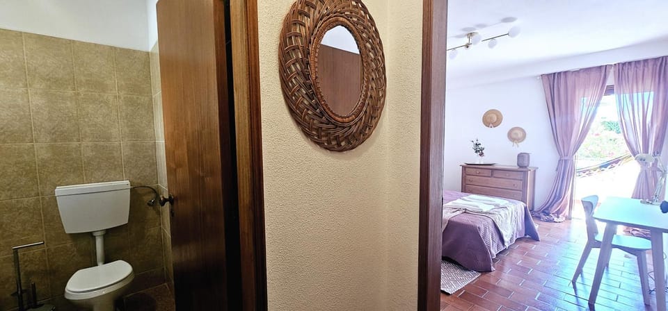 Bed, Bathroom, Bedroom