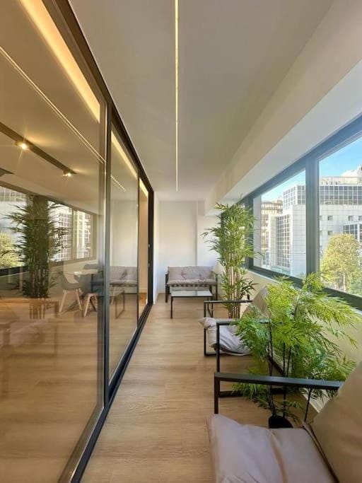 BlueMotion - PortHub Α1 Apartment in Pireas