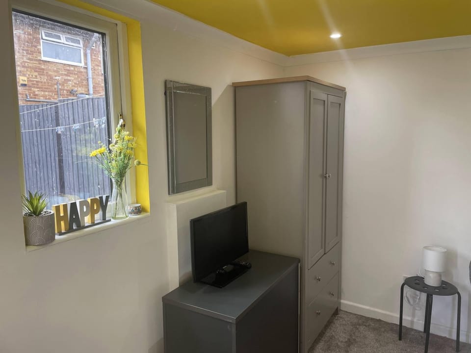 TV and multimedia, wardrobe