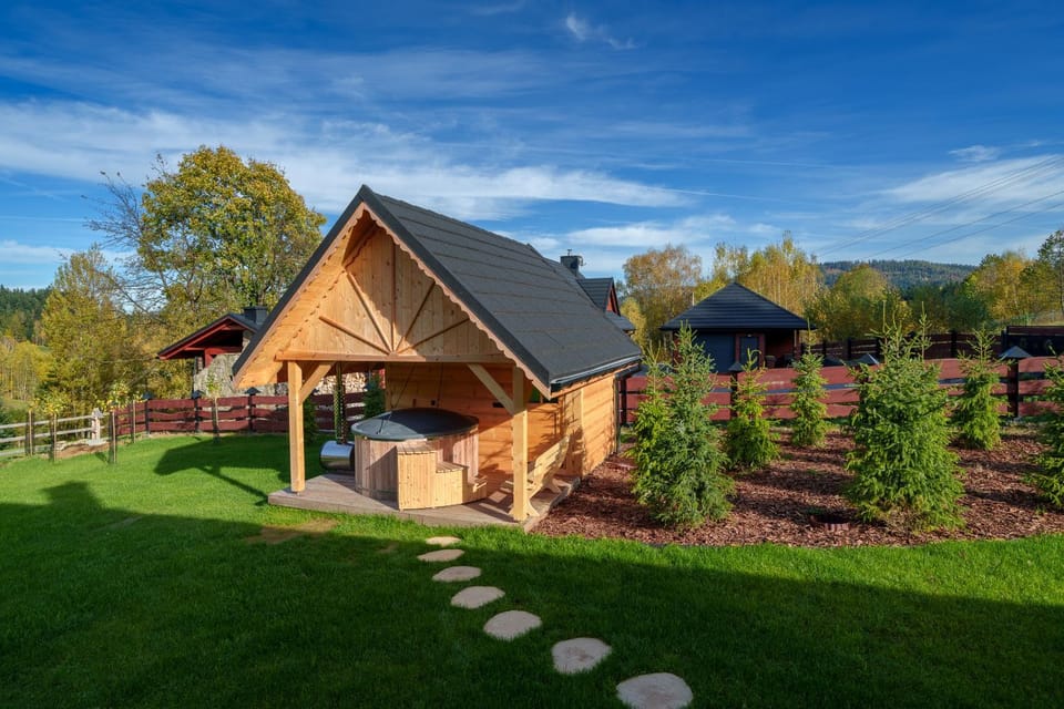 Property building, Spa and wellness centre/facilities, Garden view
