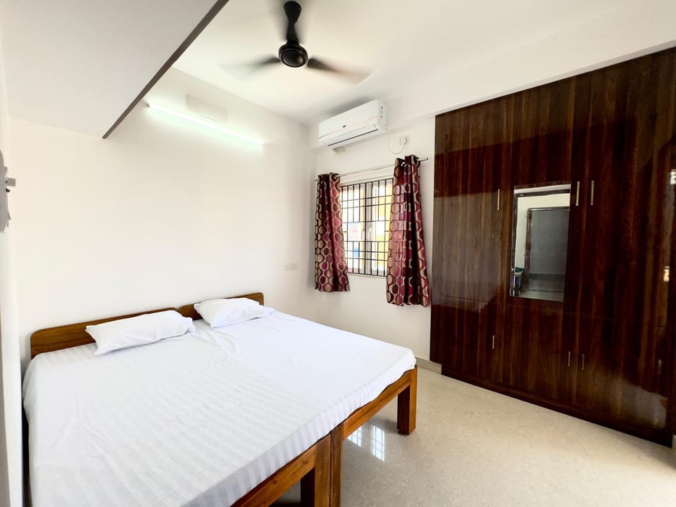 Bed, Bedroom, air conditioner