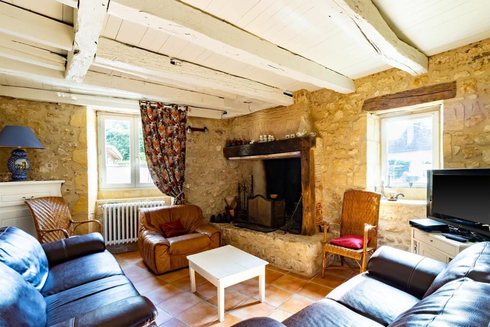 Property building, Living room