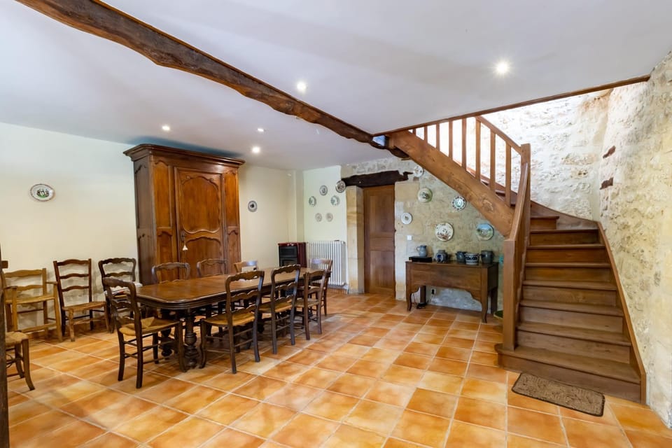 Property building, Living room