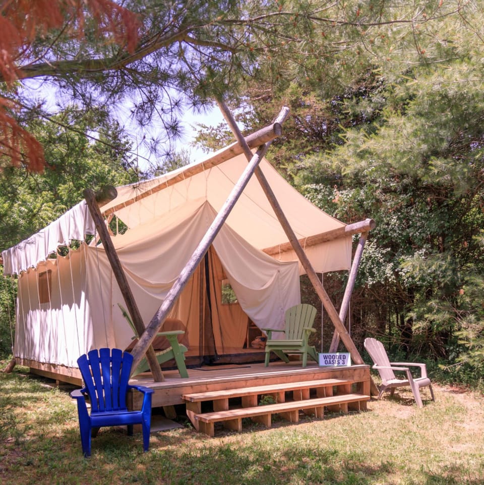 Homegrown Hideaway Luxury tent in Lake Erie
