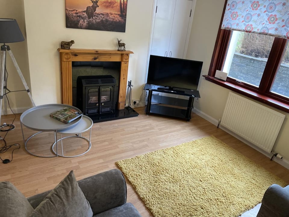 TAIGH CATHIE, 67 Alma Road Apartment in Fort William