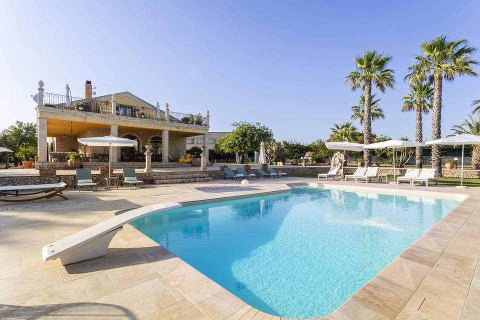 Property building, Swimming pool