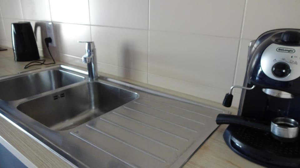 Studio tout confort à 5 mn métro+parking gratuit Apartment in Paris