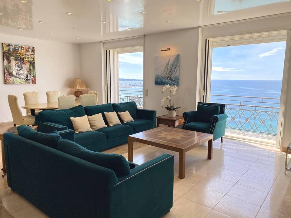View (from property/room), Balcony/Terrace, Living room, Seating area, Sea view