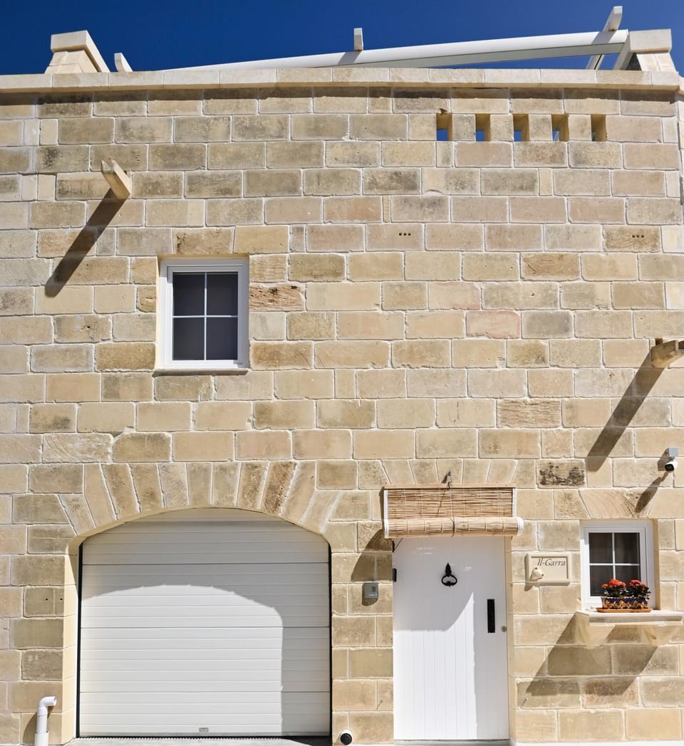 Property building, Facade/entrance, Street view